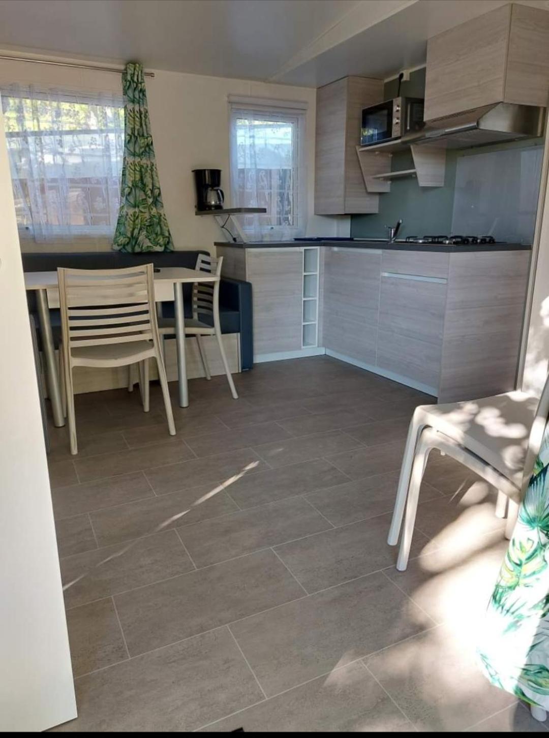Mobil Home L'Eau Vive Les Arcs-sur-Argens Экстерьер фото