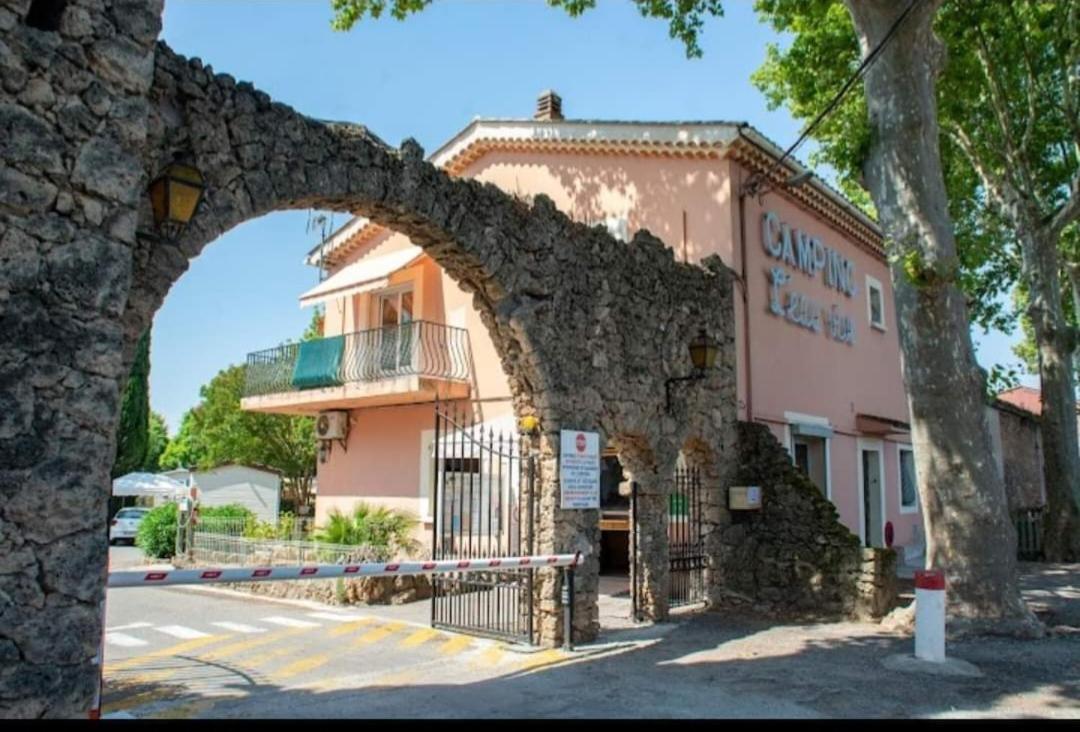 Mobil Home L'Eau Vive Les Arcs-sur-Argens Экстерьер фото